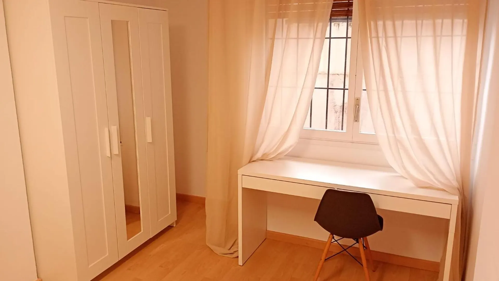 Double Private Rooms Center City Aragon Street Barcelona 0*,